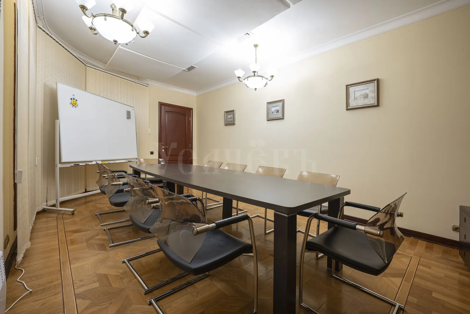 Коммерческое помещение 297 м² в ЖК «Дом в Хамовниках»