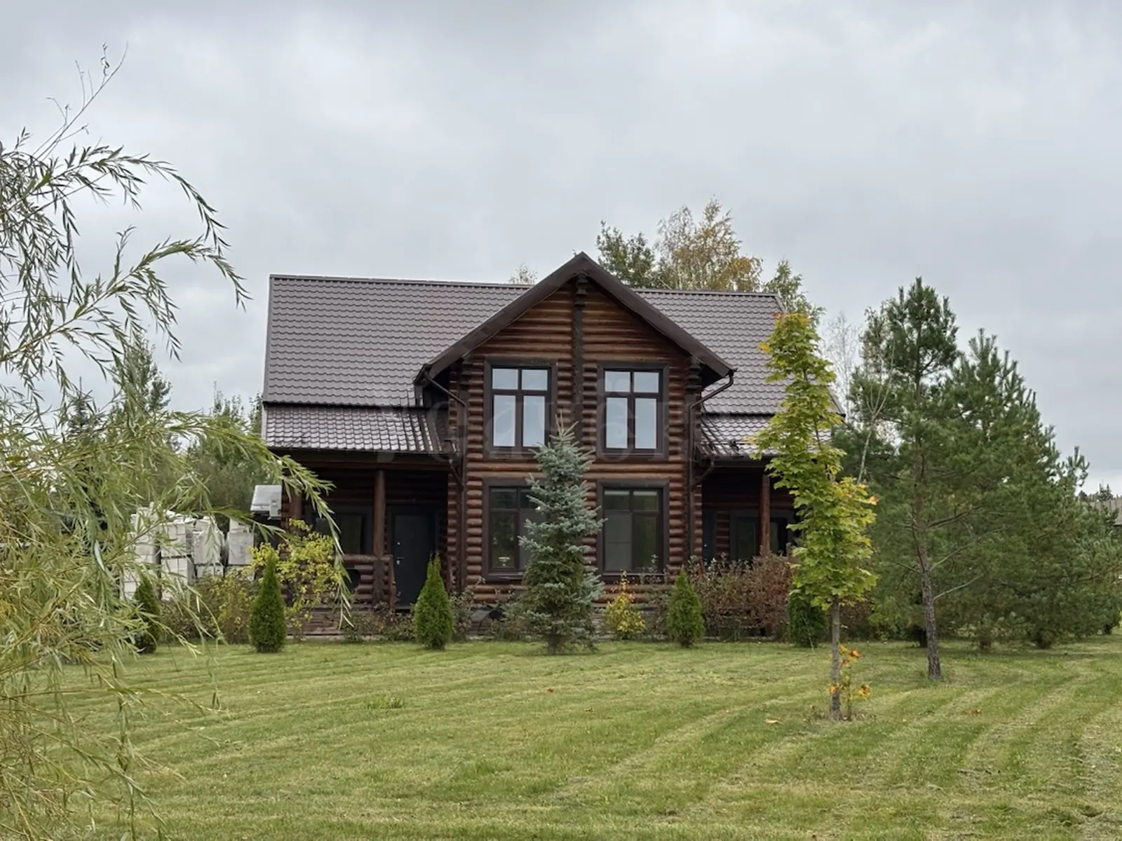 Загородный дом 223 м²