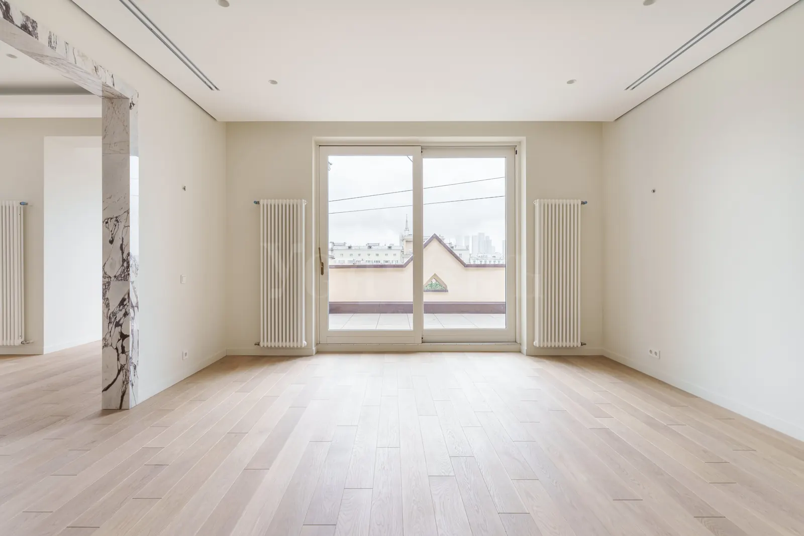 Квартира 541,8 м²
