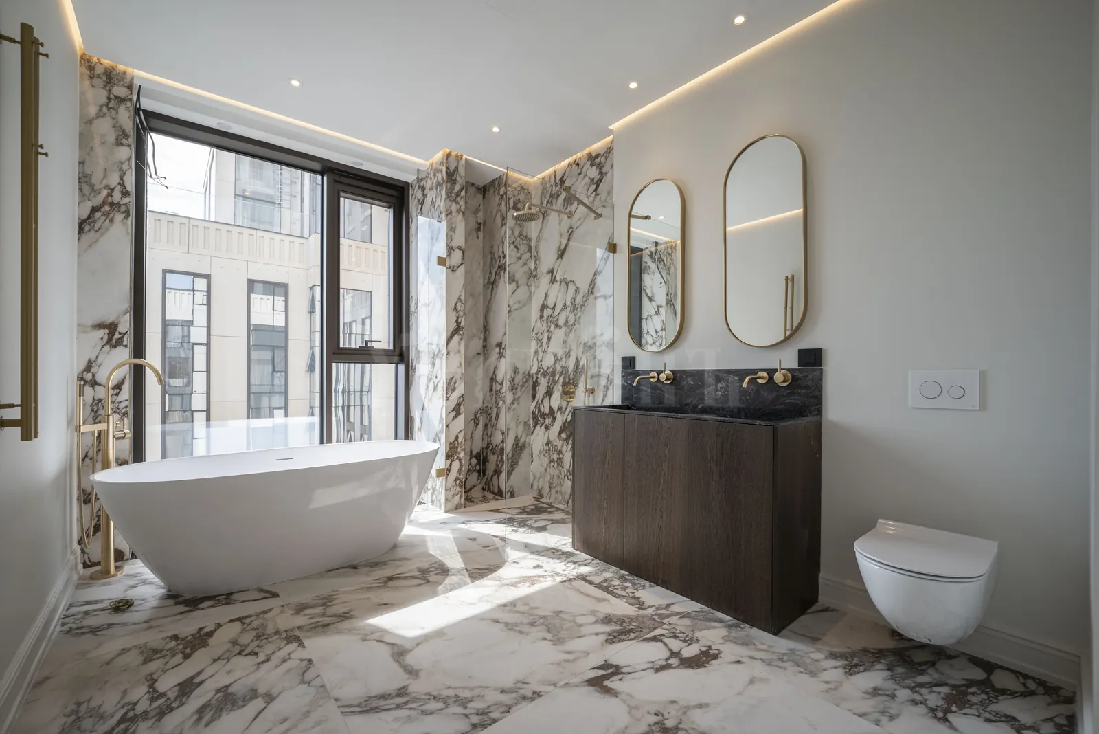 4-комнатная квартира 177,3 м² в ЖК «Поклонная 9»