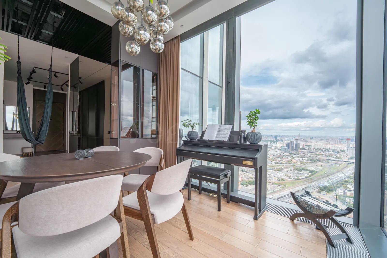 2-комнатная квартира 109,3 м² в ЖК «NEVA TOWERS»