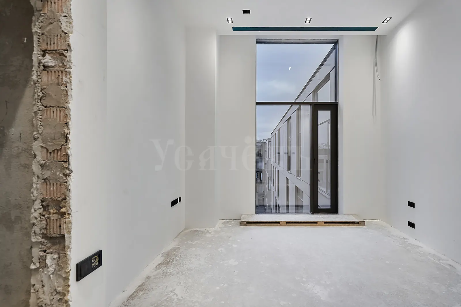 4-комнатная квартира 326,3 м² в ЖК «Roza Rossa»