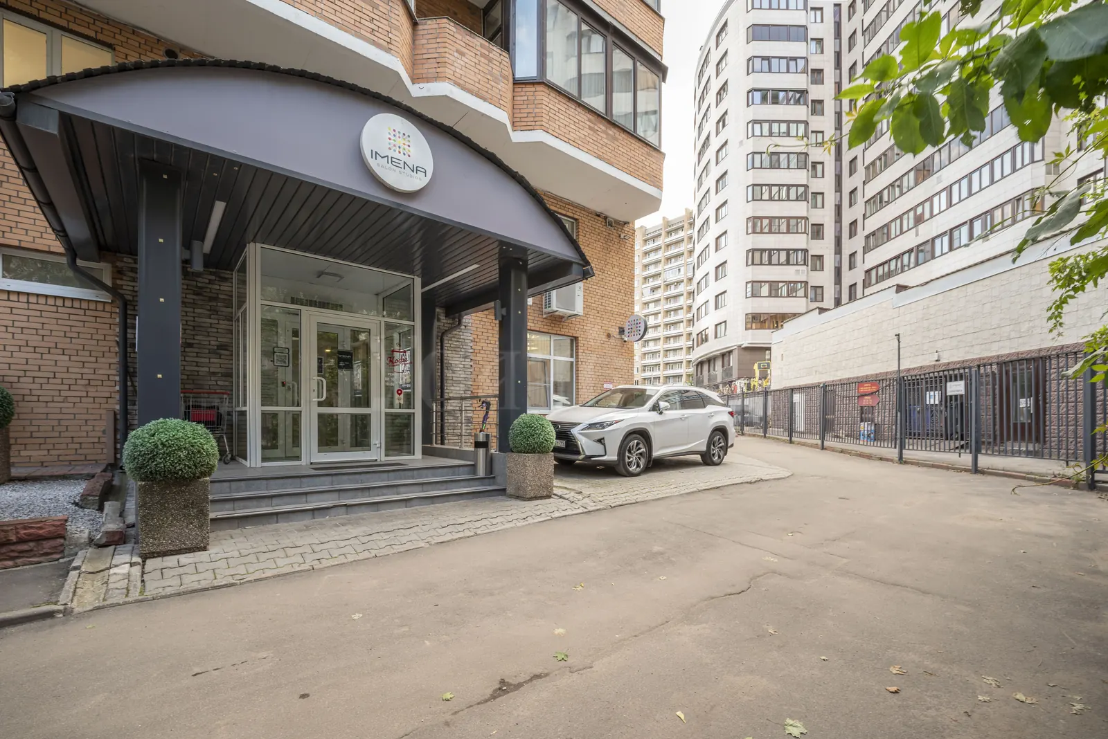 Коммерческое помещение 490 м²