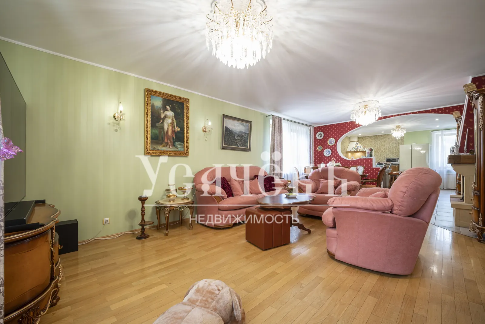 Загородный дом 455 м²