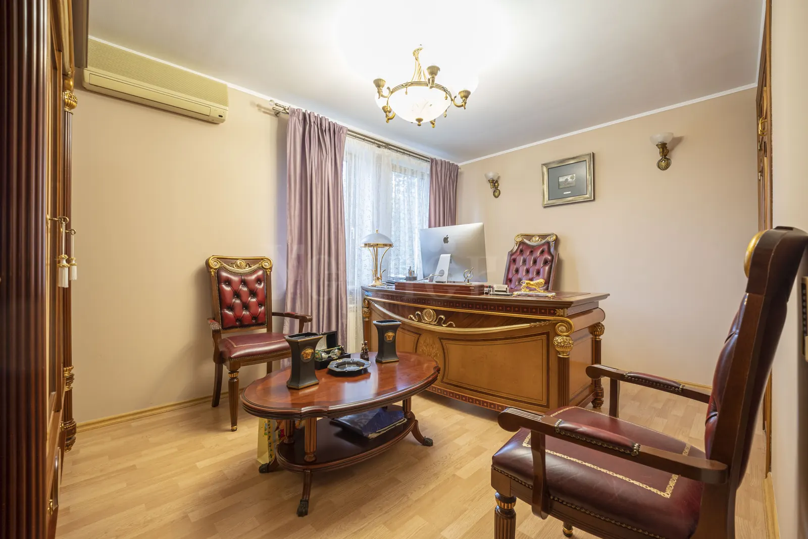 Загородный дом 454,9 м²