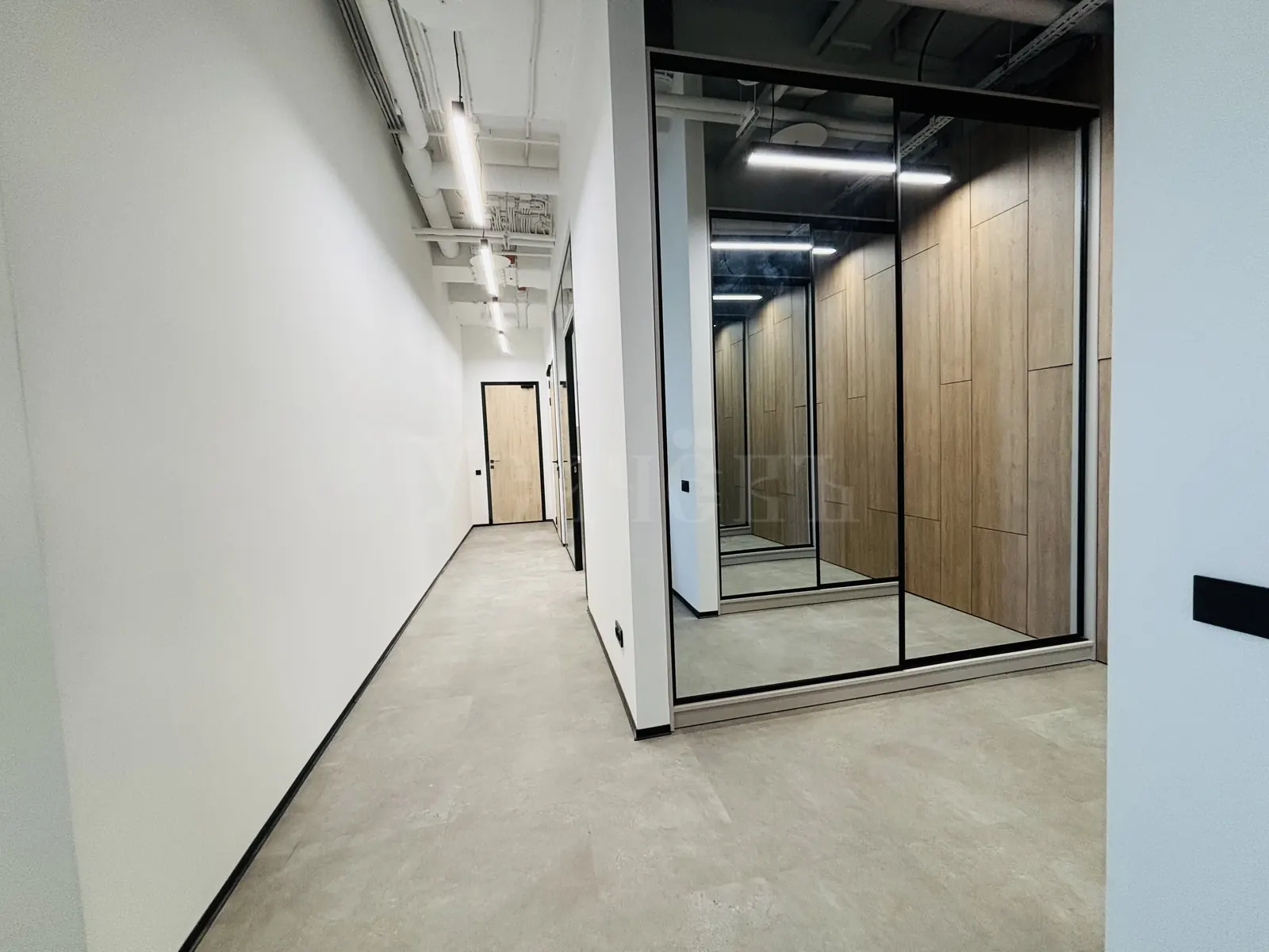 Коммерческое помещение 339,7 м² в ЖК «I-City»