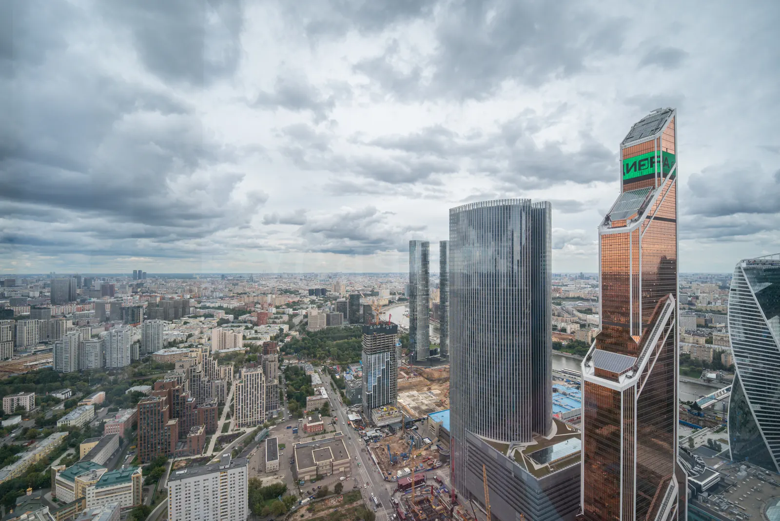 2-комнатная квартира 109,3 м² в ЖК «NEVA TOWERS»