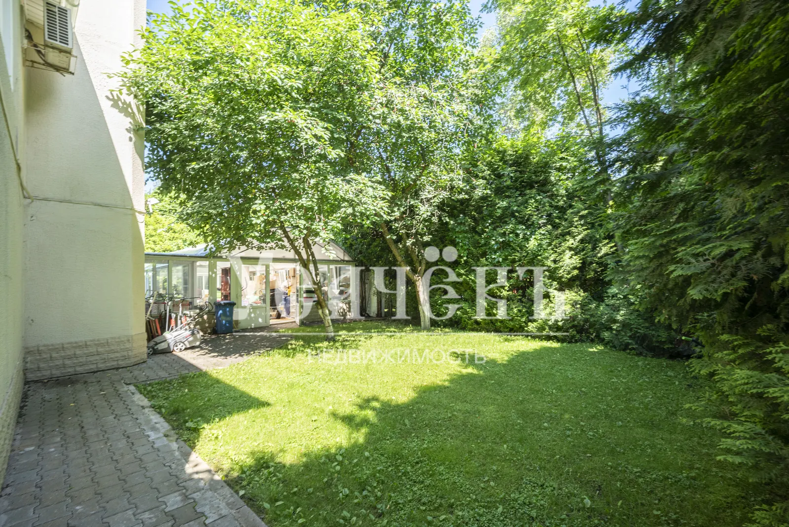 Загородный дом 455 м²