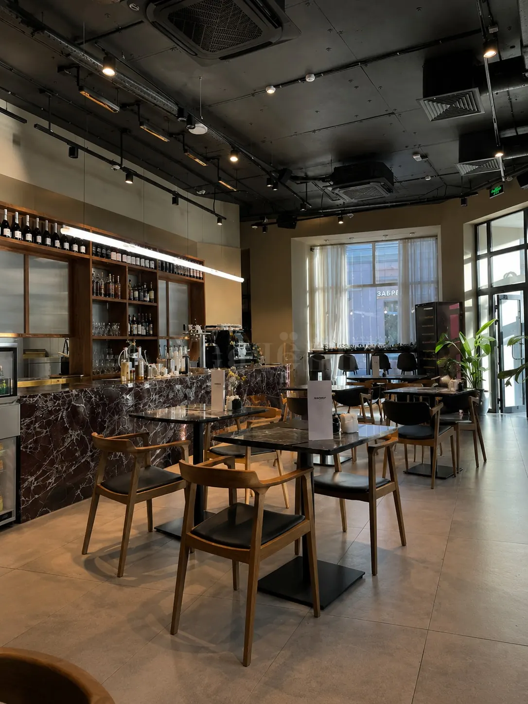 Коммерческое помещение 145,8 м²