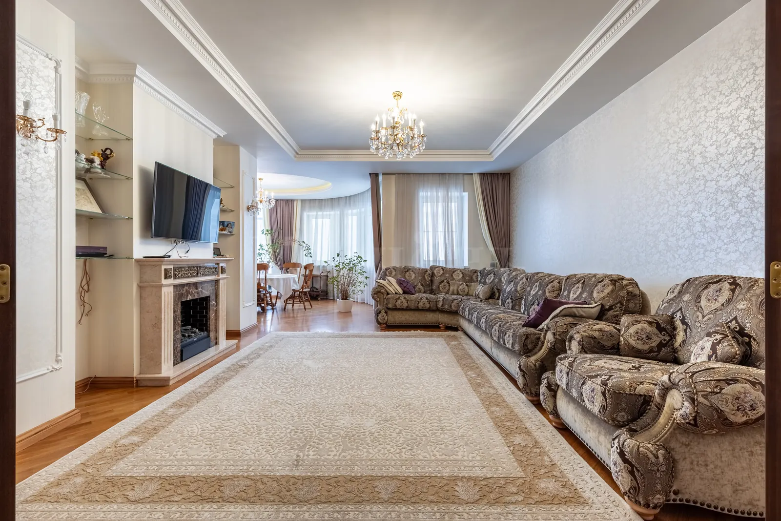 4-комнатная квартира 183,5 м² в районе Москва