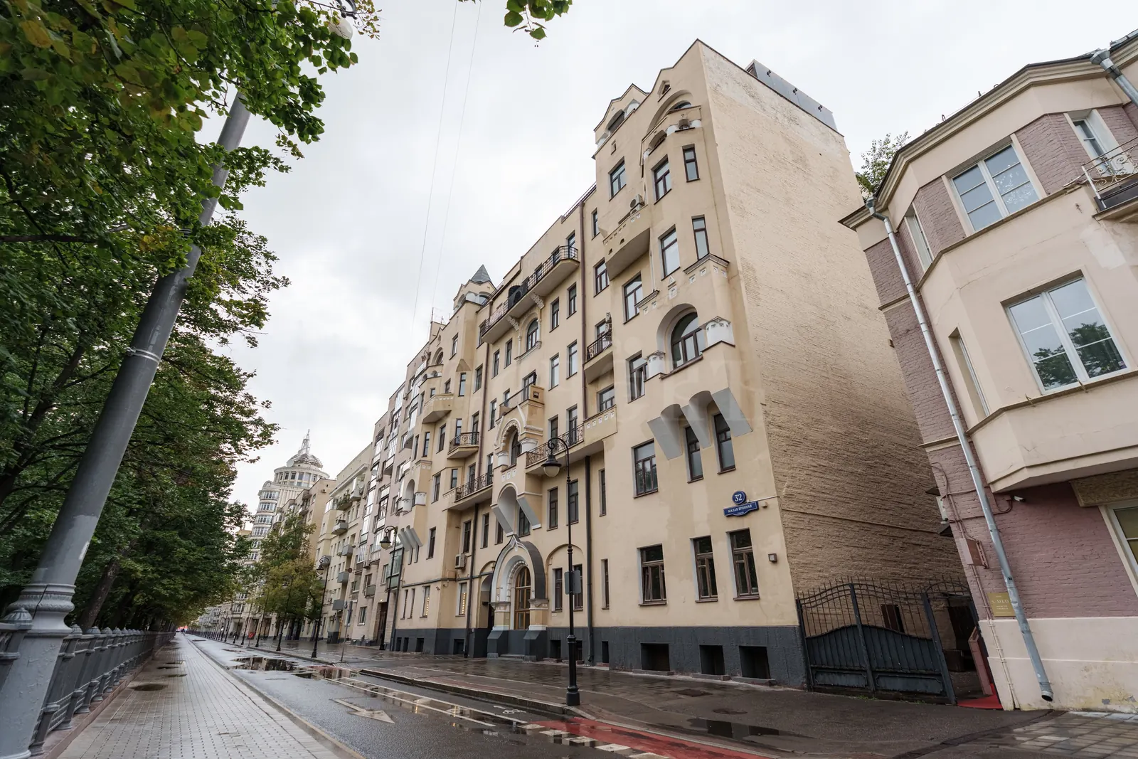 Квартира 541,8 м²
