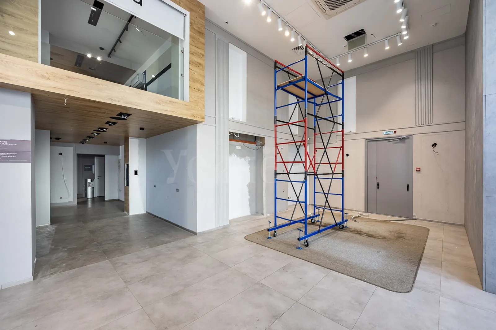Коммерческое помещение 232 м²