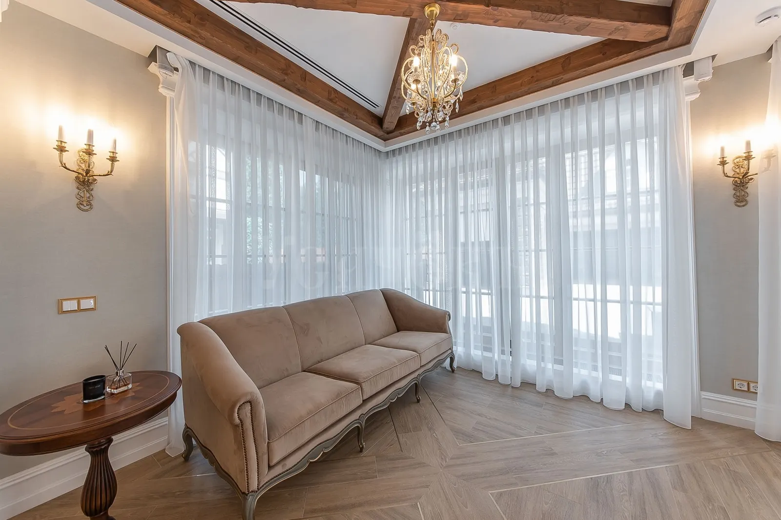 Загородный дом 480 м²