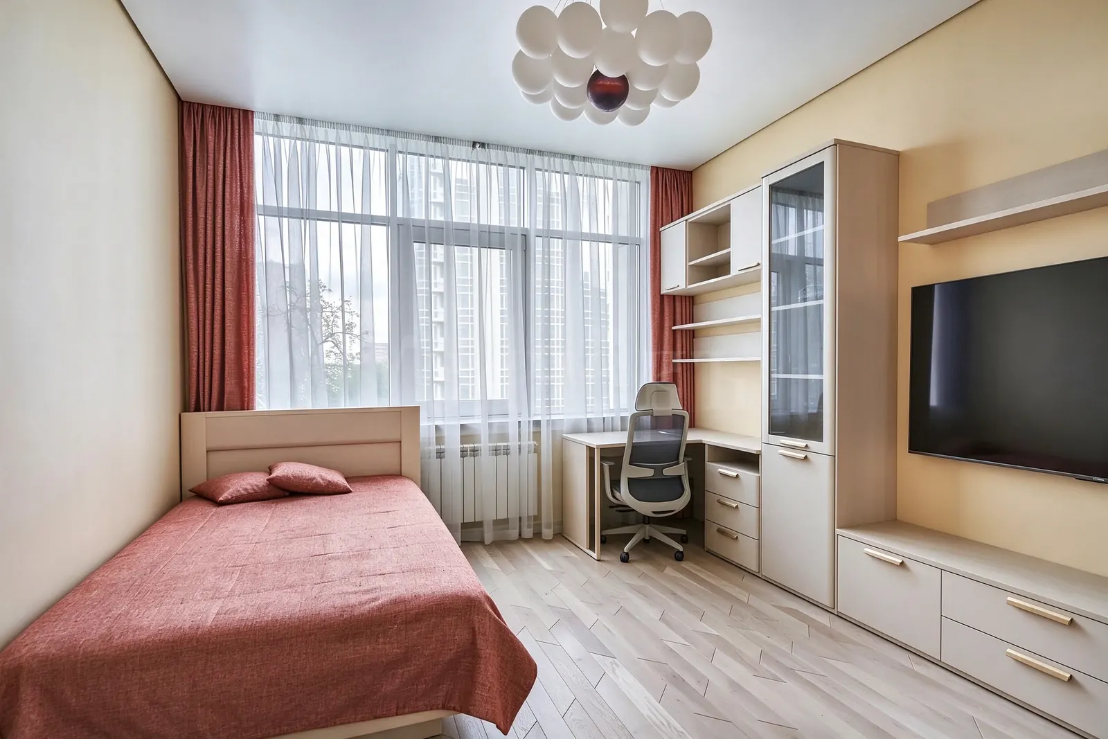 4-комнатная квартира 146 м² в ЖК «Миракс Парк»