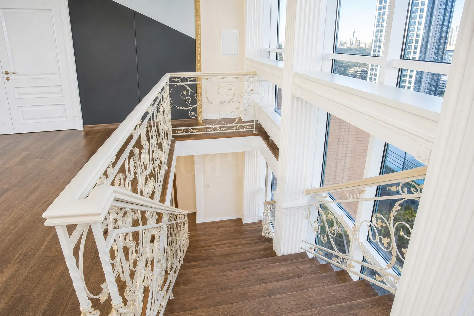 4-комнатная квартира 350 м² в ЖК «Золотые Ключи 2»