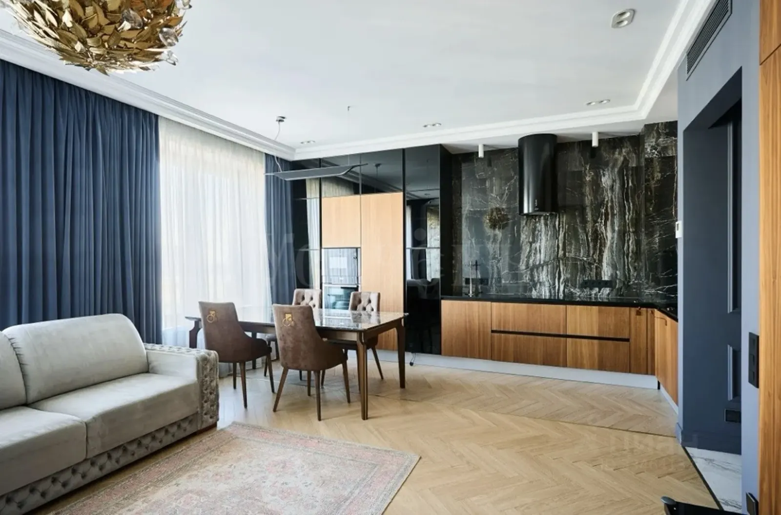 2-комнатная квартира 84,1 м² в ЖК «Царская площадь»