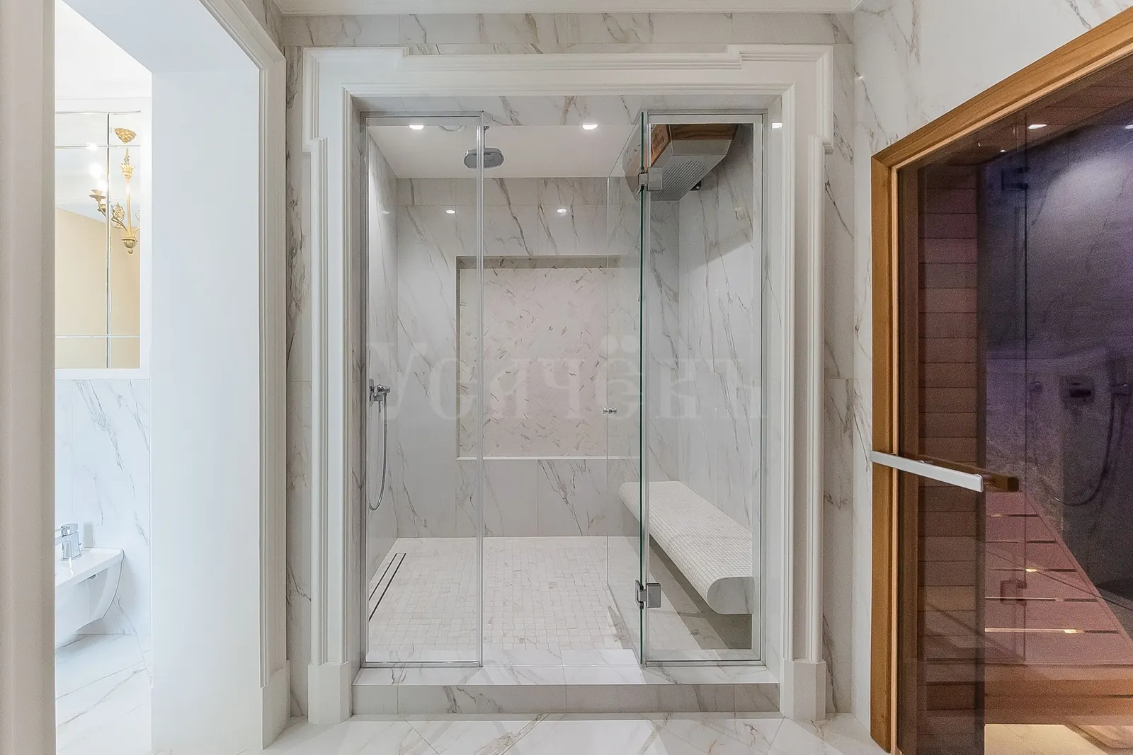 Загородный дом 480 м²