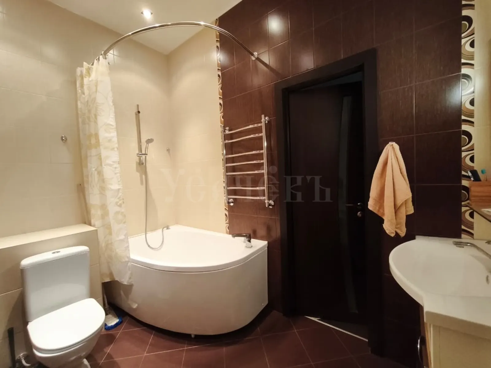 Загородный дом 154 м²