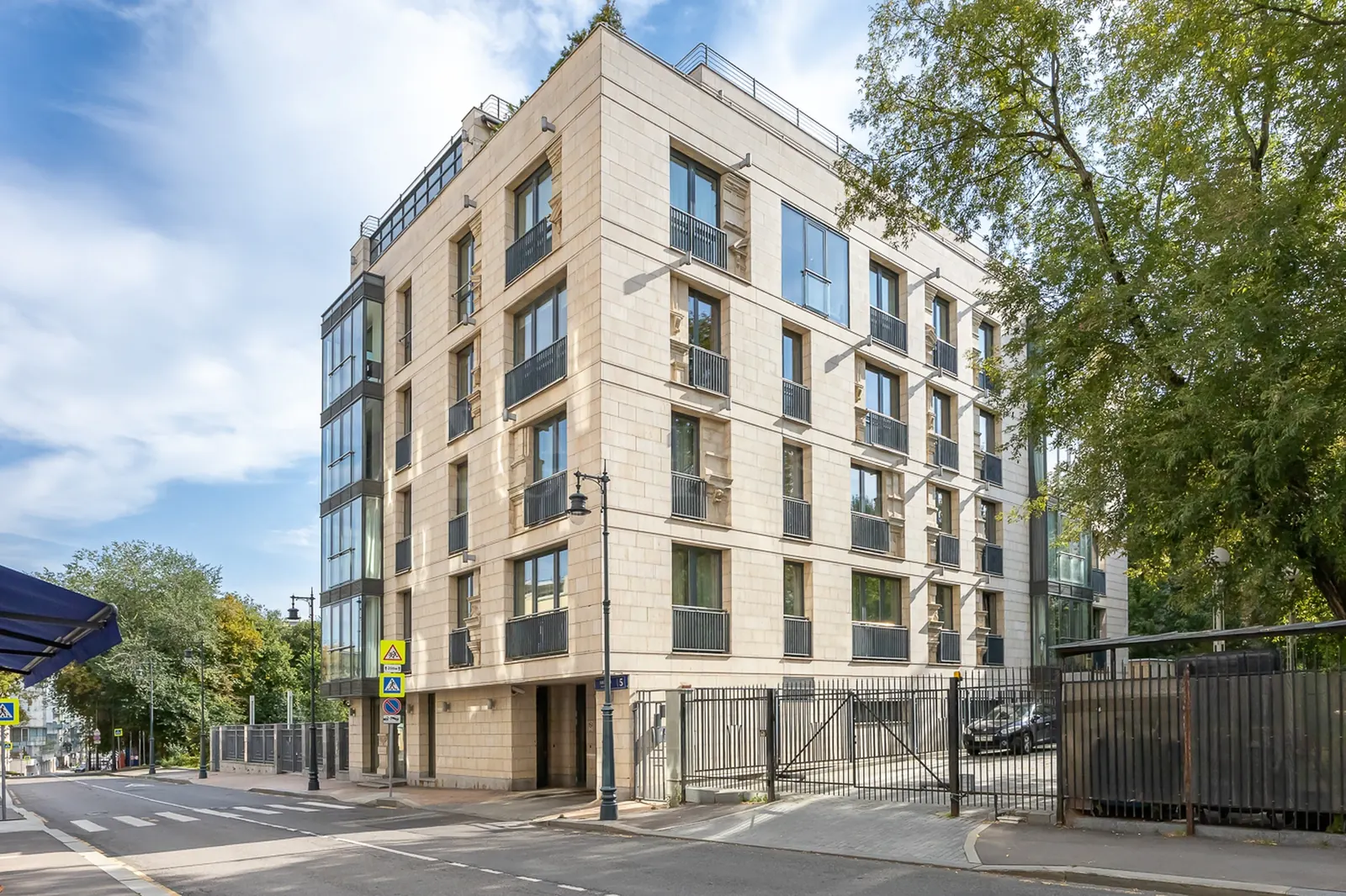 5-комнатная квартира 347,5 м² в ЖК «Особняк в Хилковом переулке»