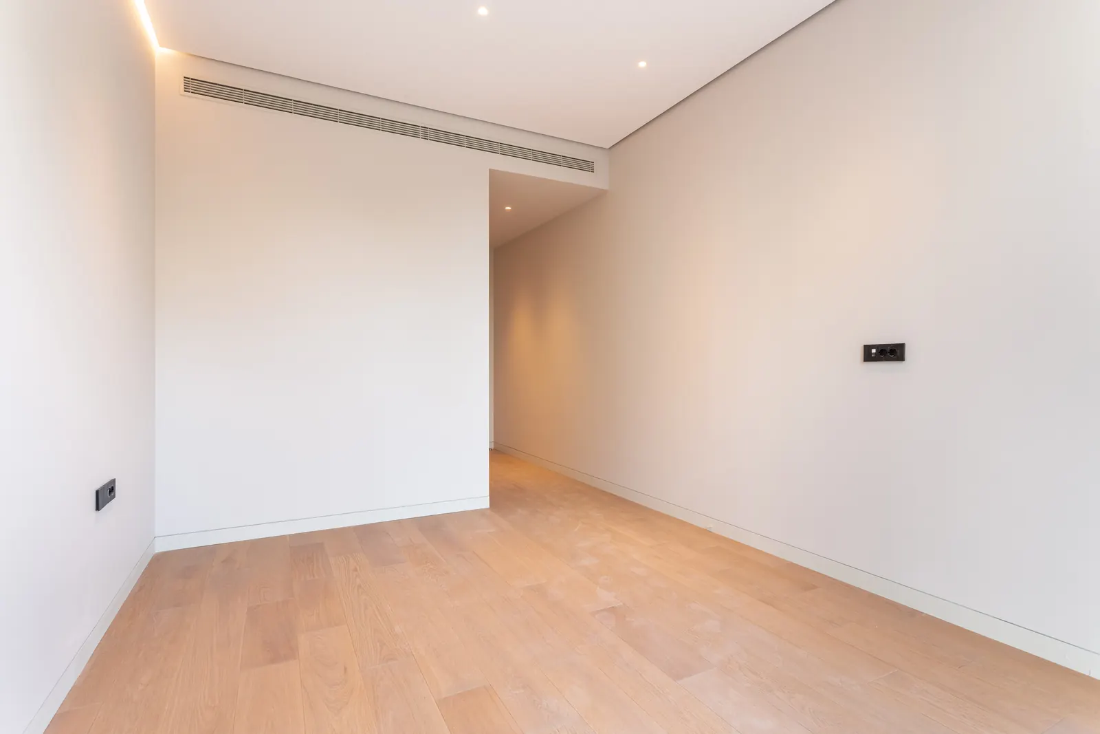 4-комнатная квартира 149,5 м² в ЖК «Victory Park Residences»