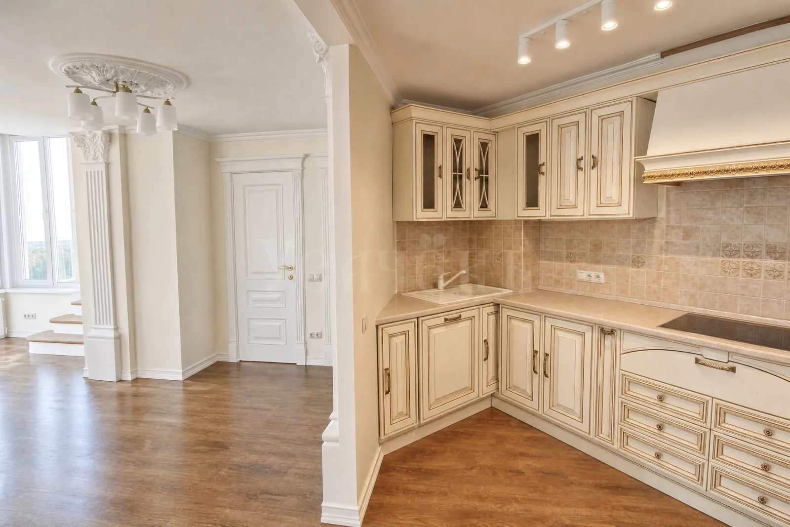 4-комнатная квартира 350 м² в ЖК «Золотые Ключи 2»