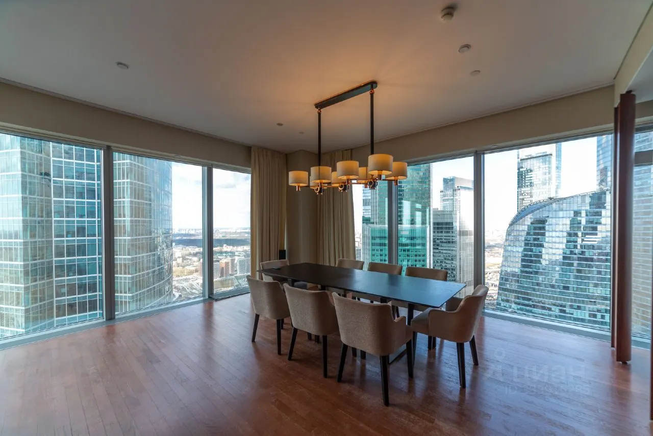 3-комнатная квартира 200 м² в ЖК «Город Столиц»