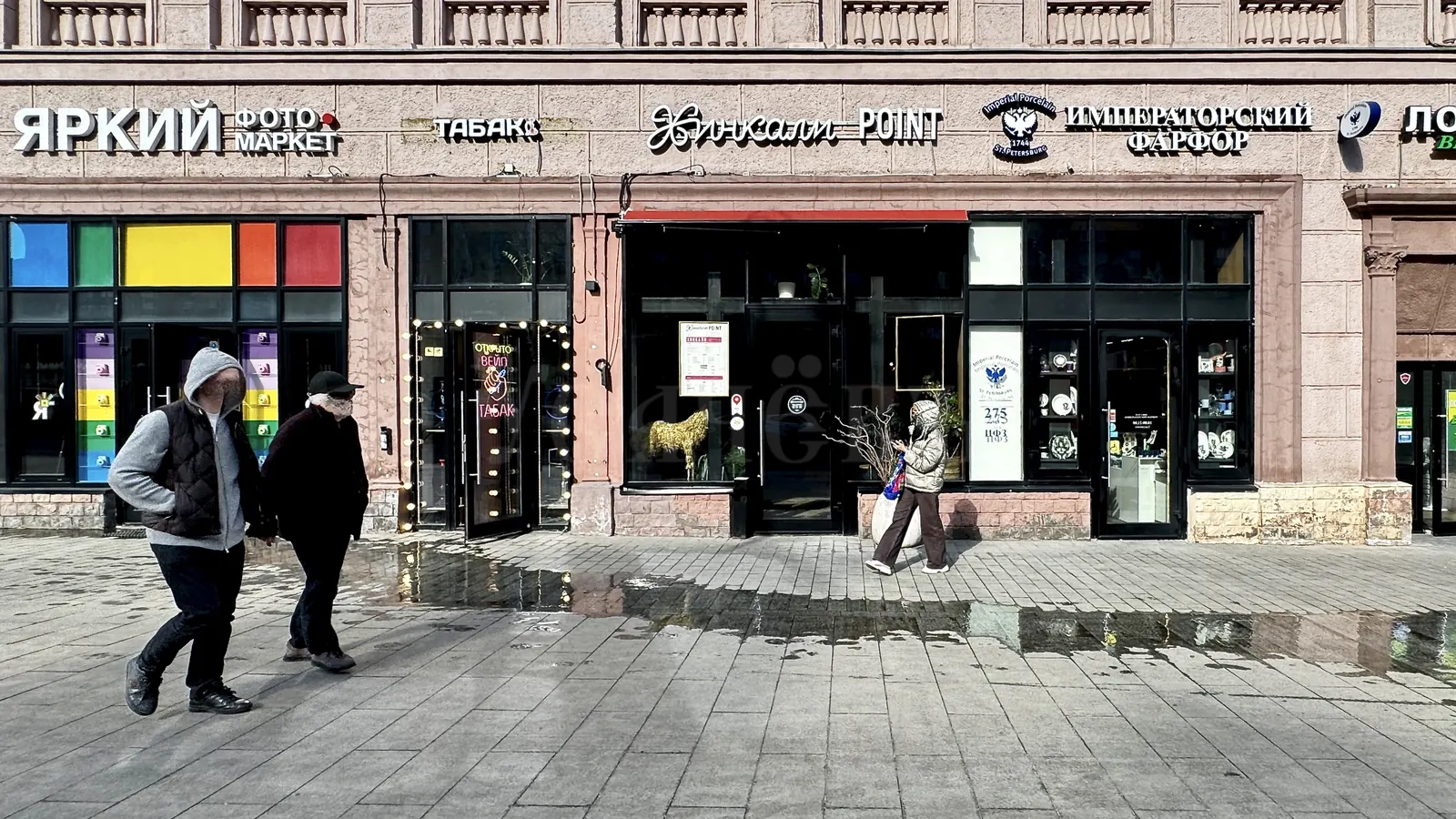 Коммерческое помещение 189,5 м²