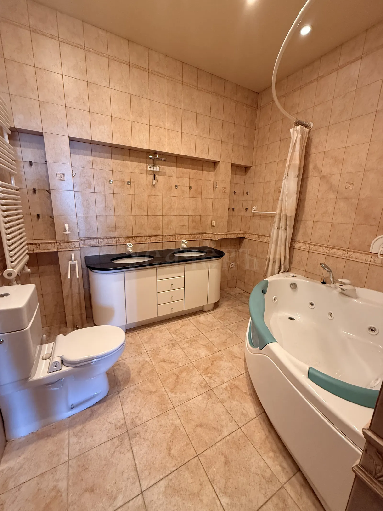 5-комнатная квартира 187,7 м² в районе Москва