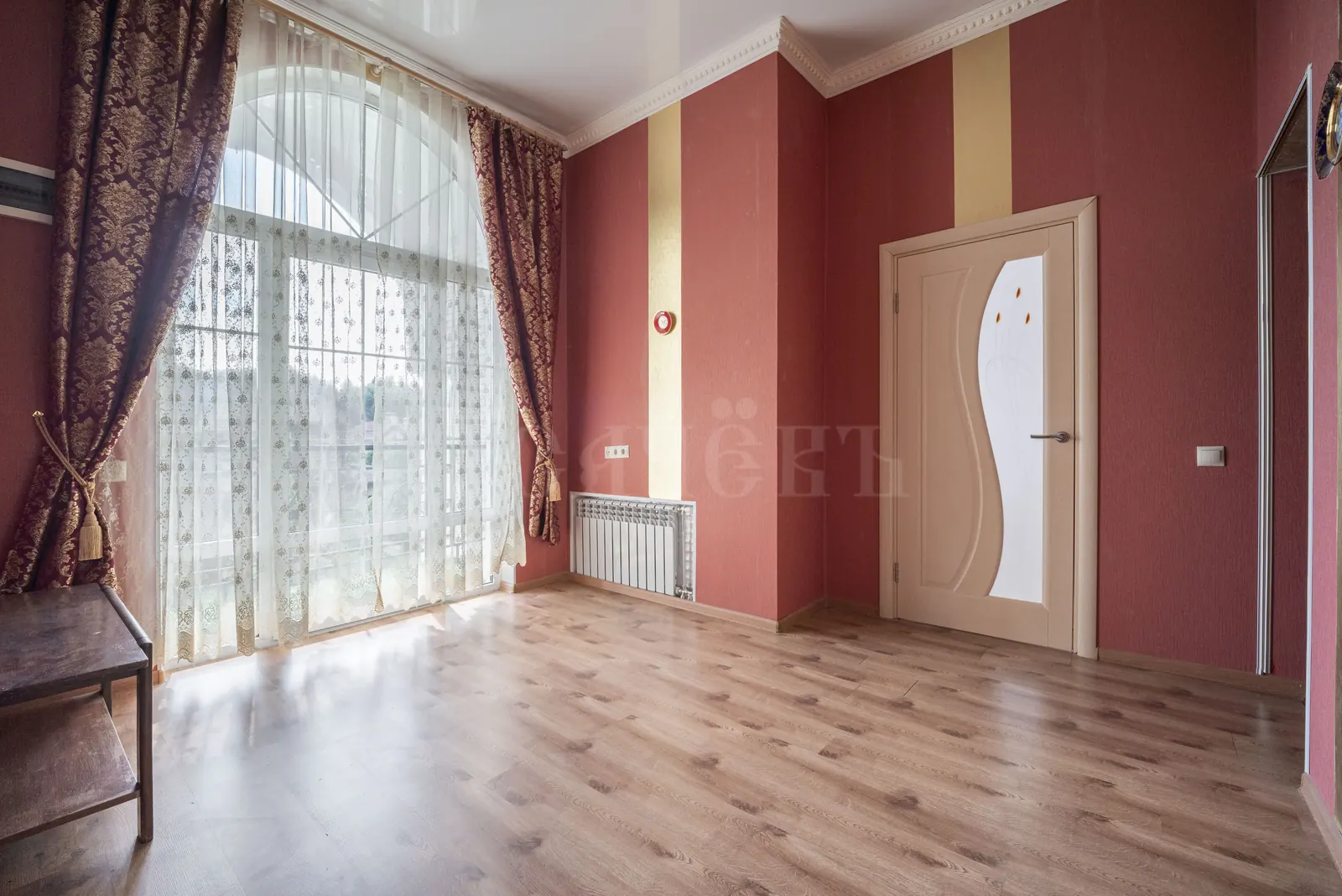 Загородный дом 429 м²