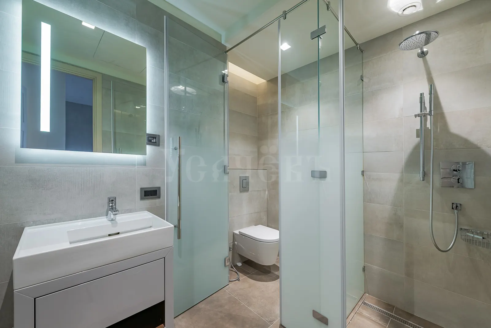 4-комнатная квартира 219,6 м² в ЖК «ВТБ Арена парк»