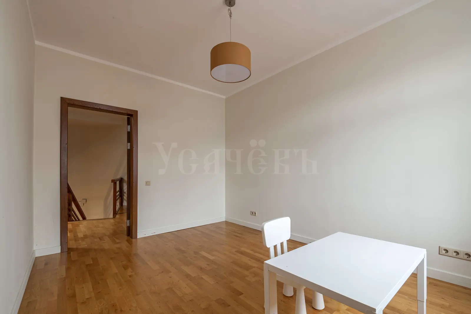 3-комнатная квартира 135,8 м² в районе Москва