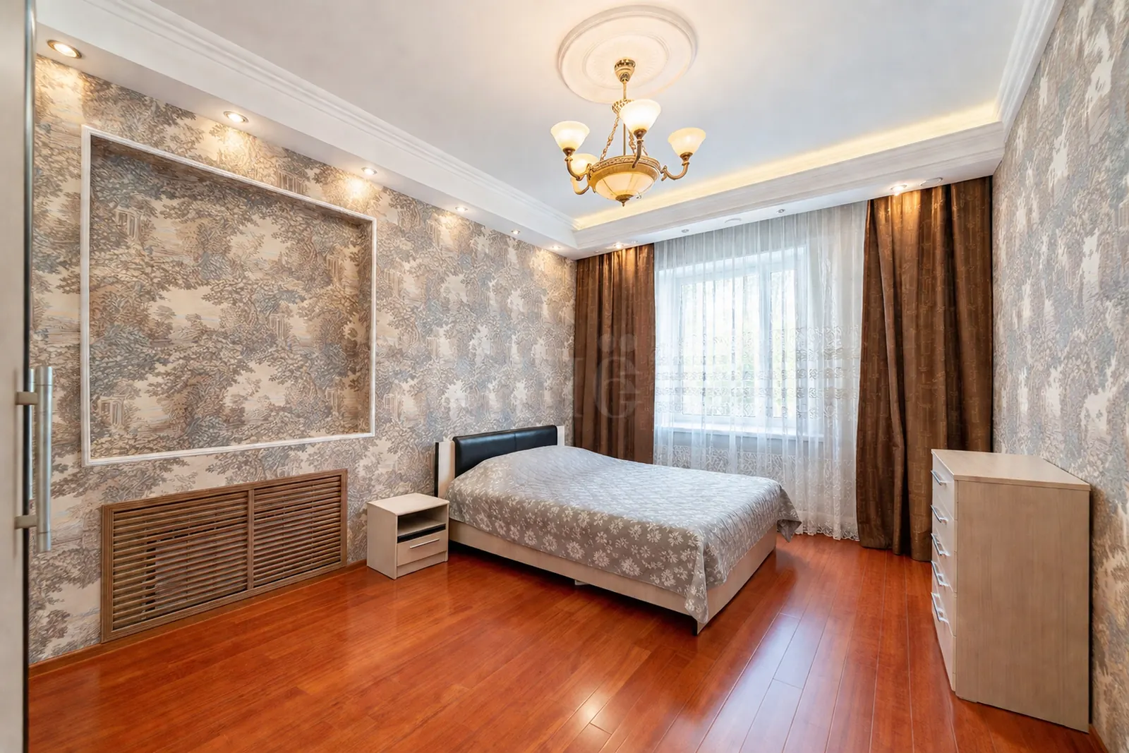 Загородный дом 970 м²
