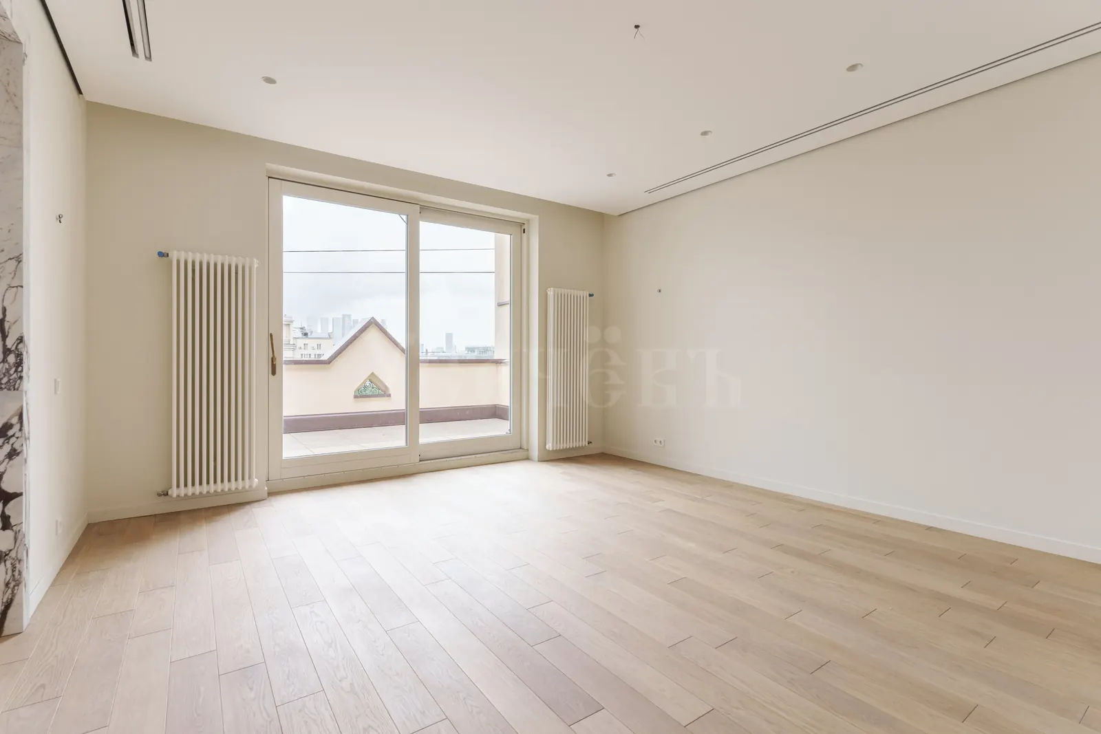 Квартира 541,8 м²