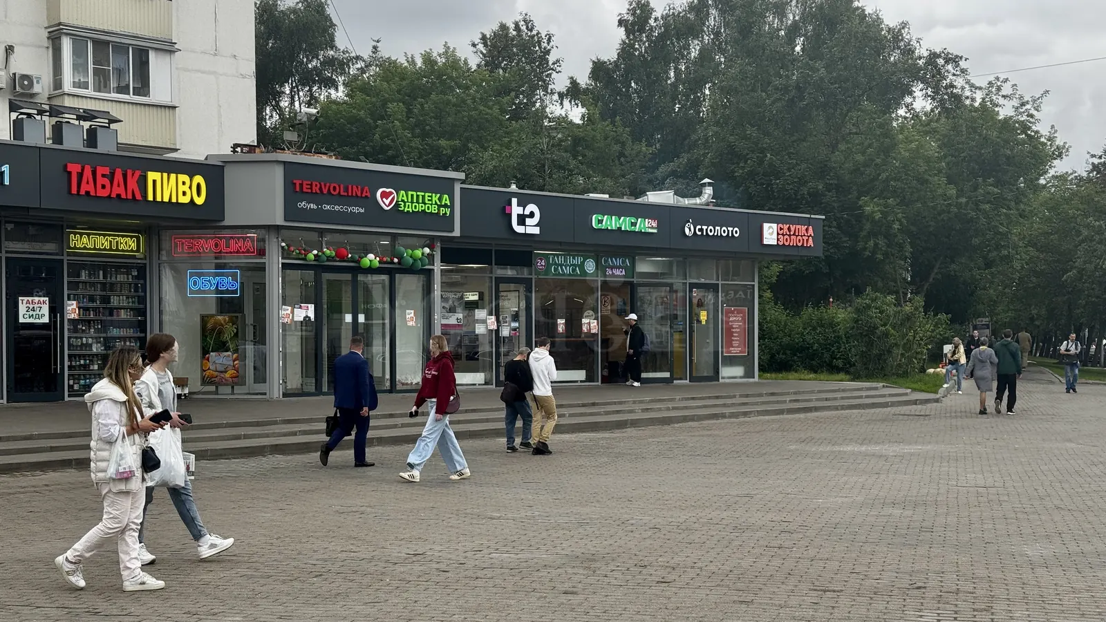 Коммерческое помещение 359 м²
