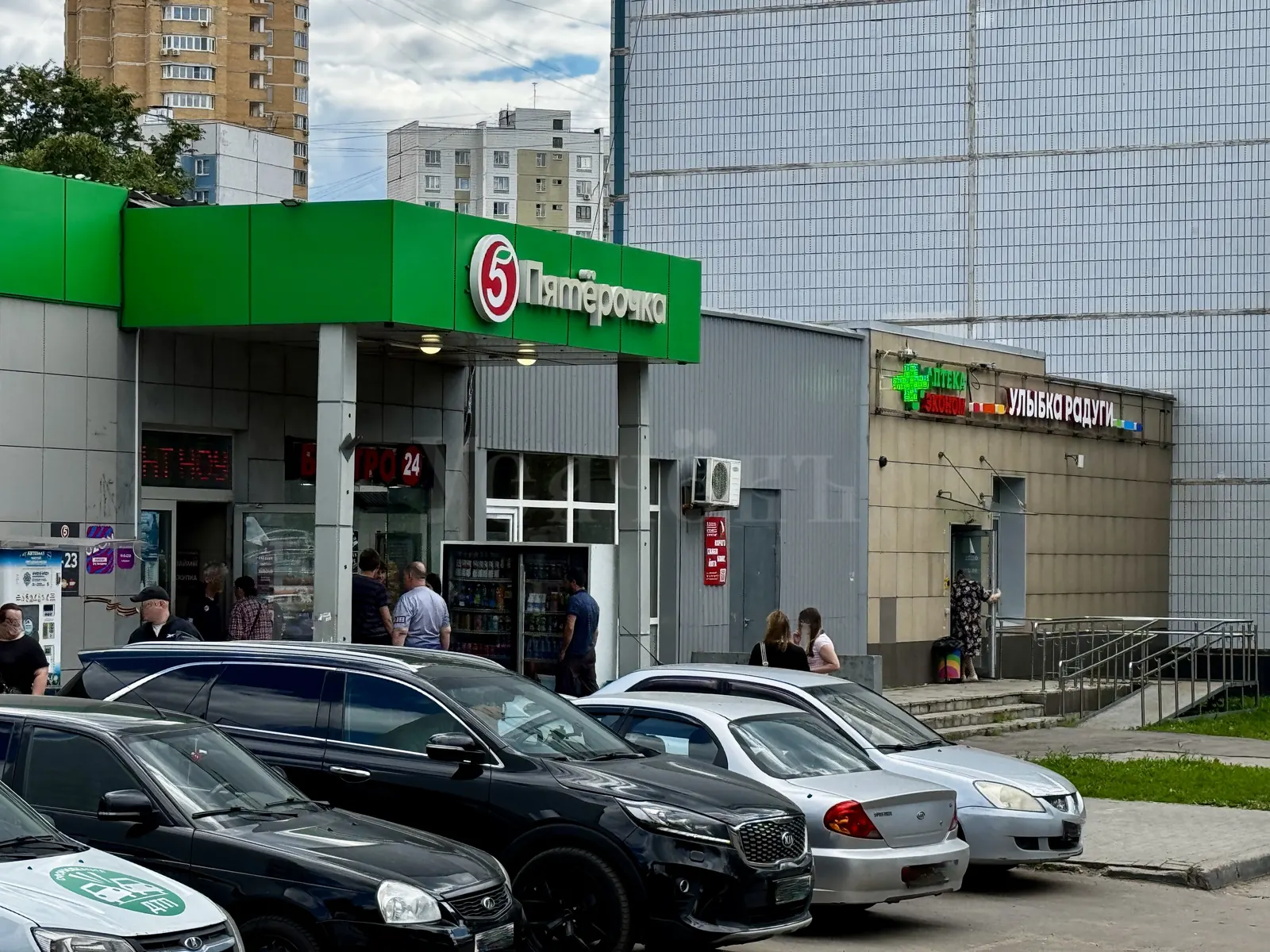 Коммерческое помещение 242,5 м²