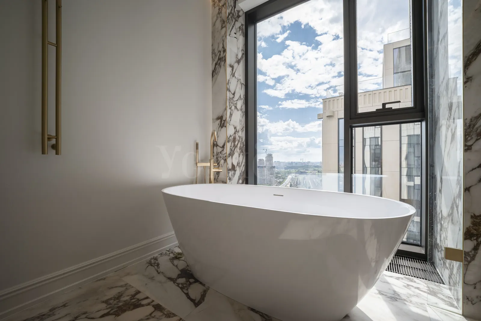 4-комнатная квартира 177,3 м² в ЖК «Поклонная 9»