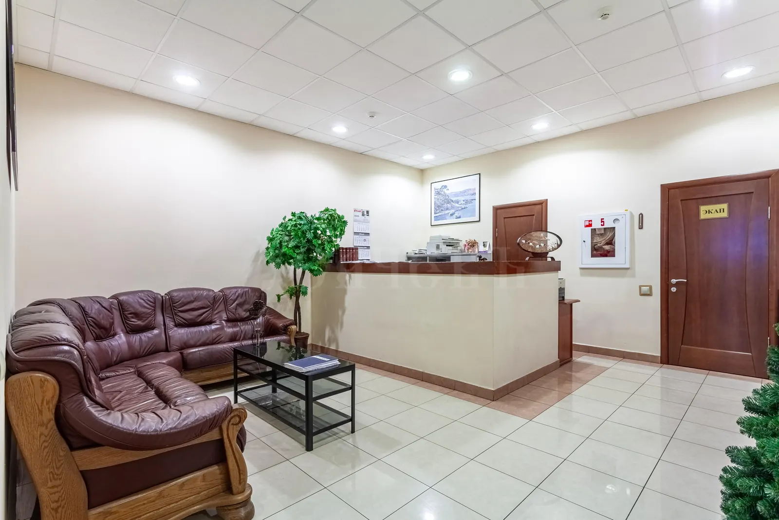 Коммерческое помещение 4 549 м²