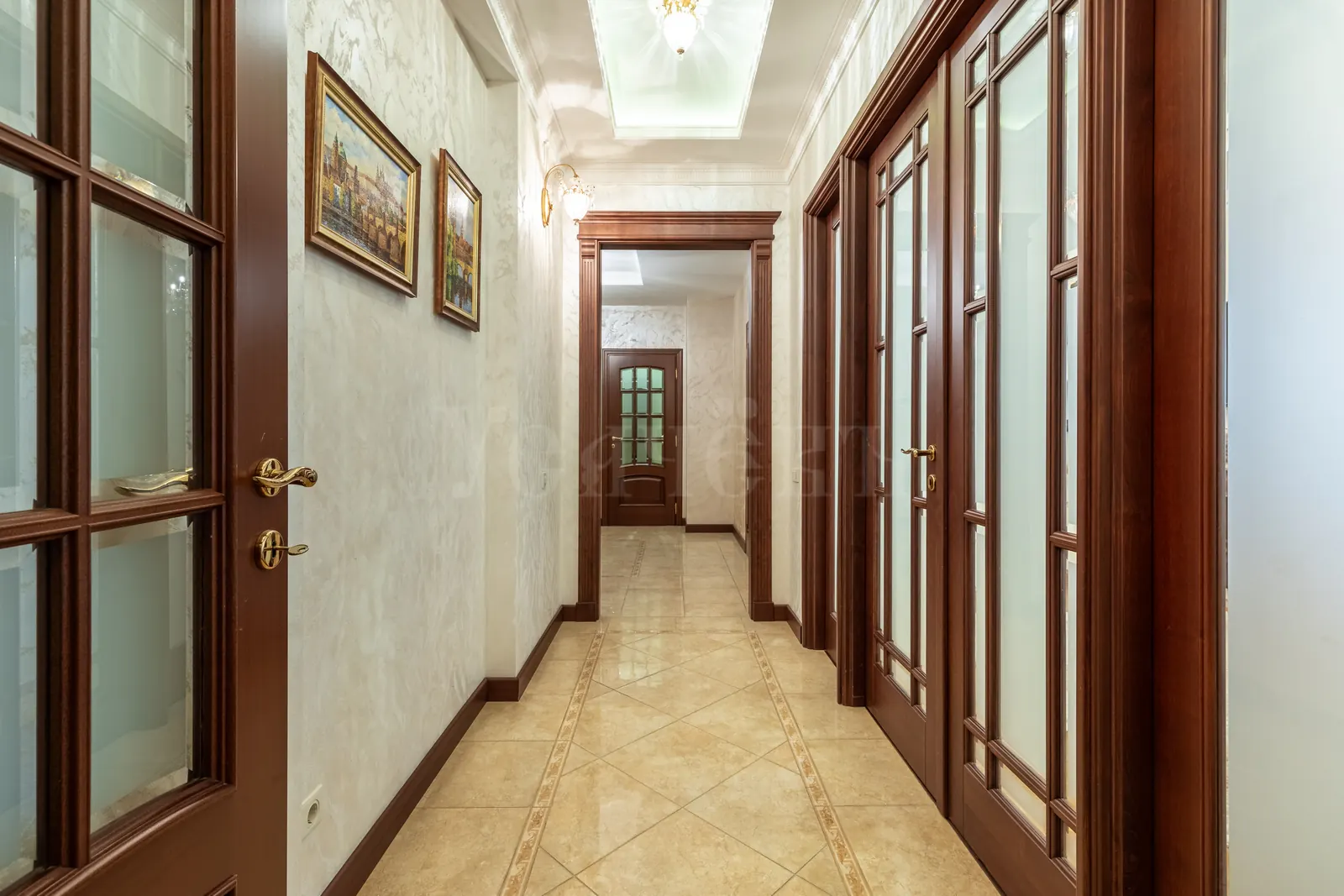 4-комнатная квартира 183,5 м² в районе Москва