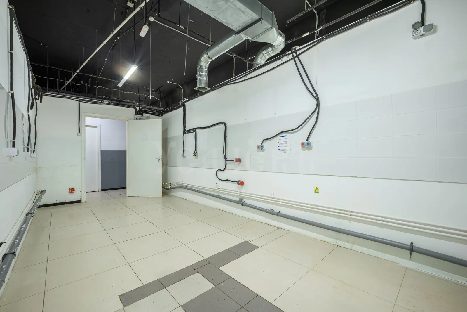 Коммерческое помещение 314,1 м²