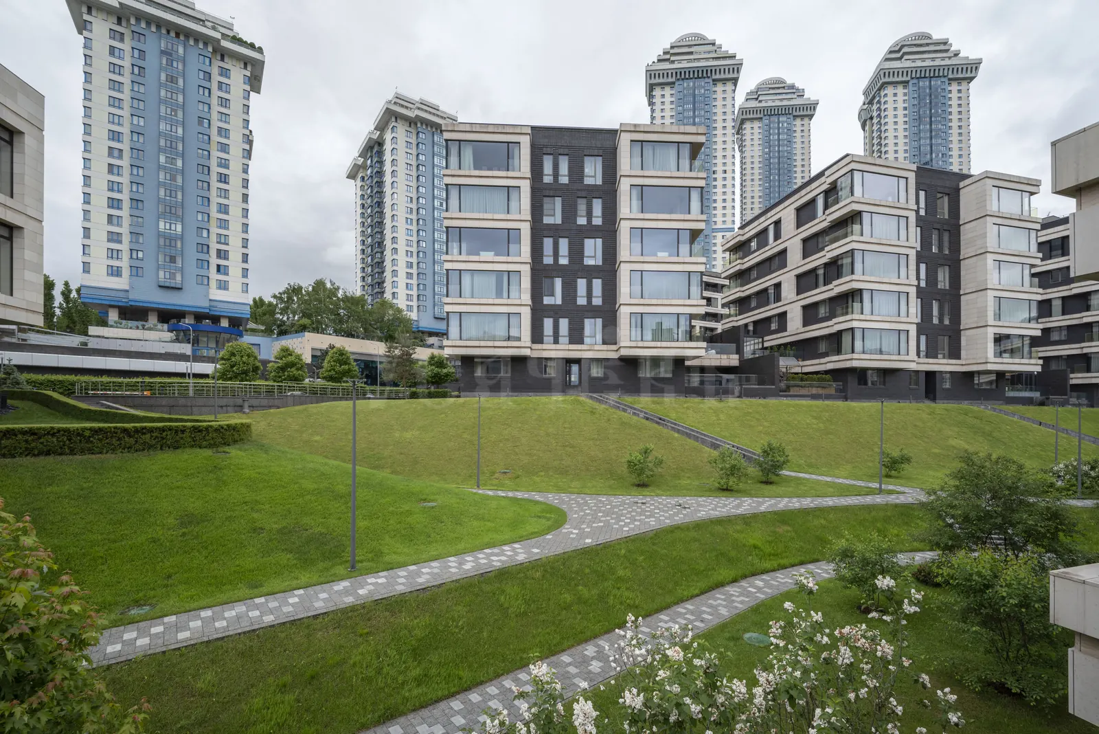 4-комнатная квартира 204,8 м² в ЖК «Снегири Эко»