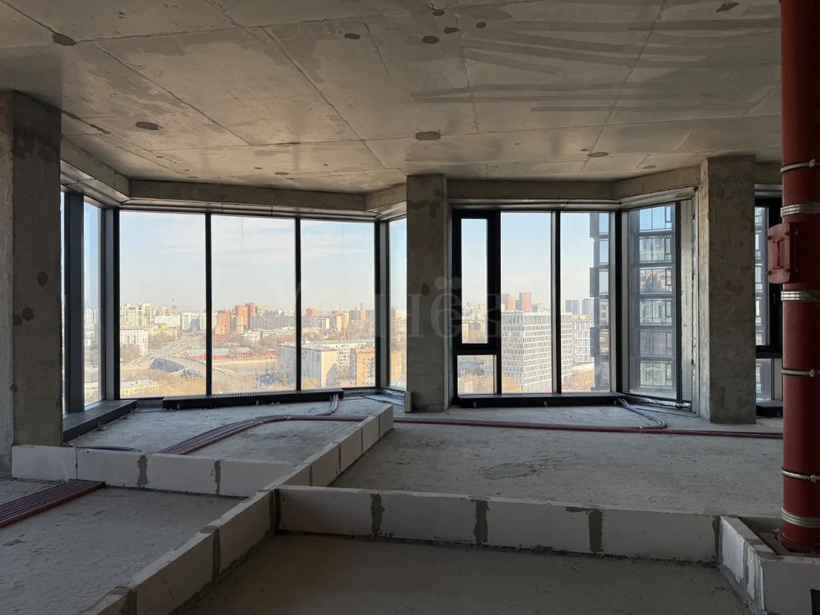 4-комнатная квартира 130,4 м² в ЖК «HIGH LIFE»
