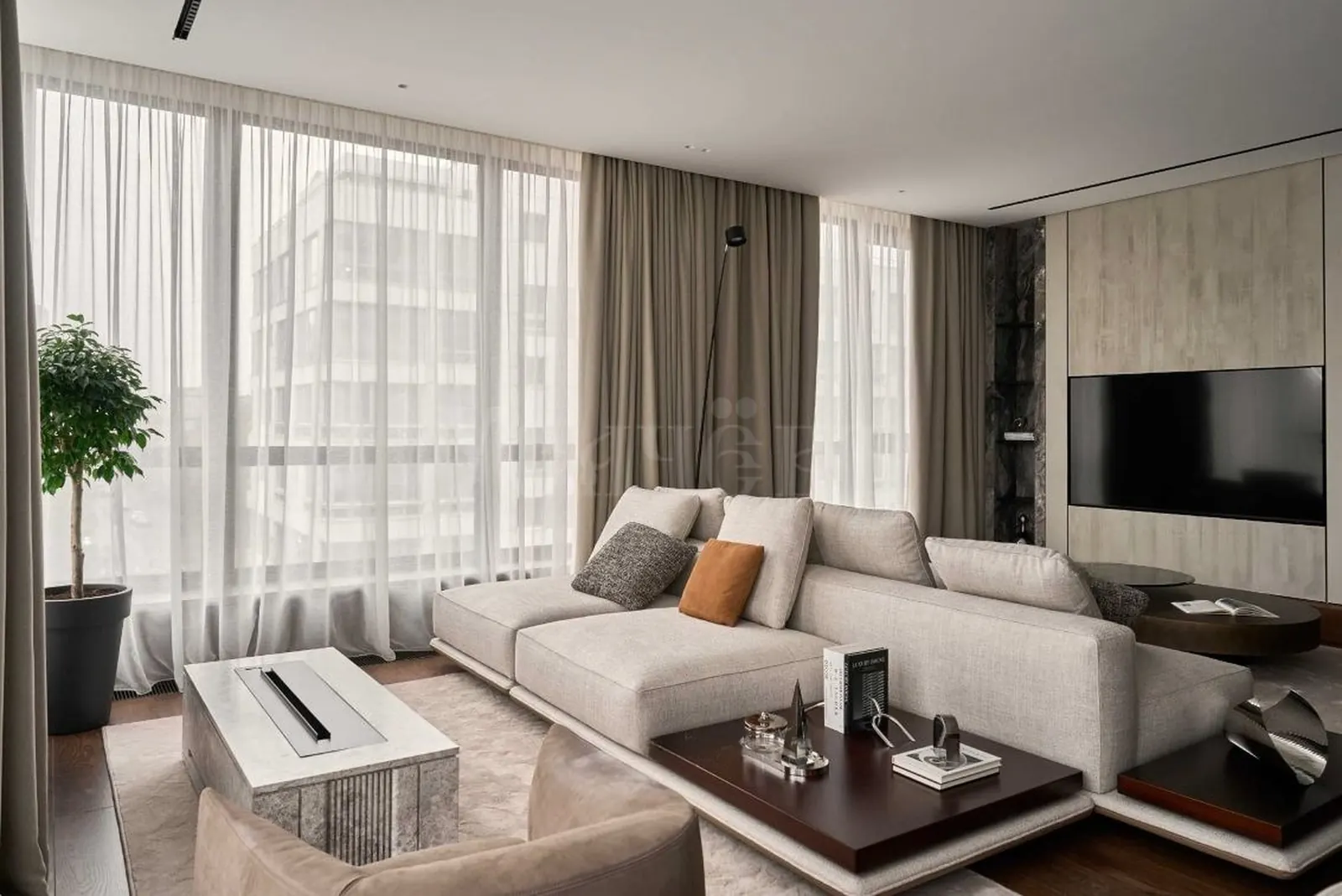 4-комнатная квартира 199,5 м² в ЖК «Фьюжн парк»