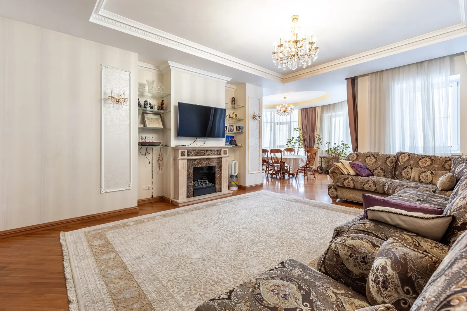 4-комнатная квартира 183,5 м² в районе Москва