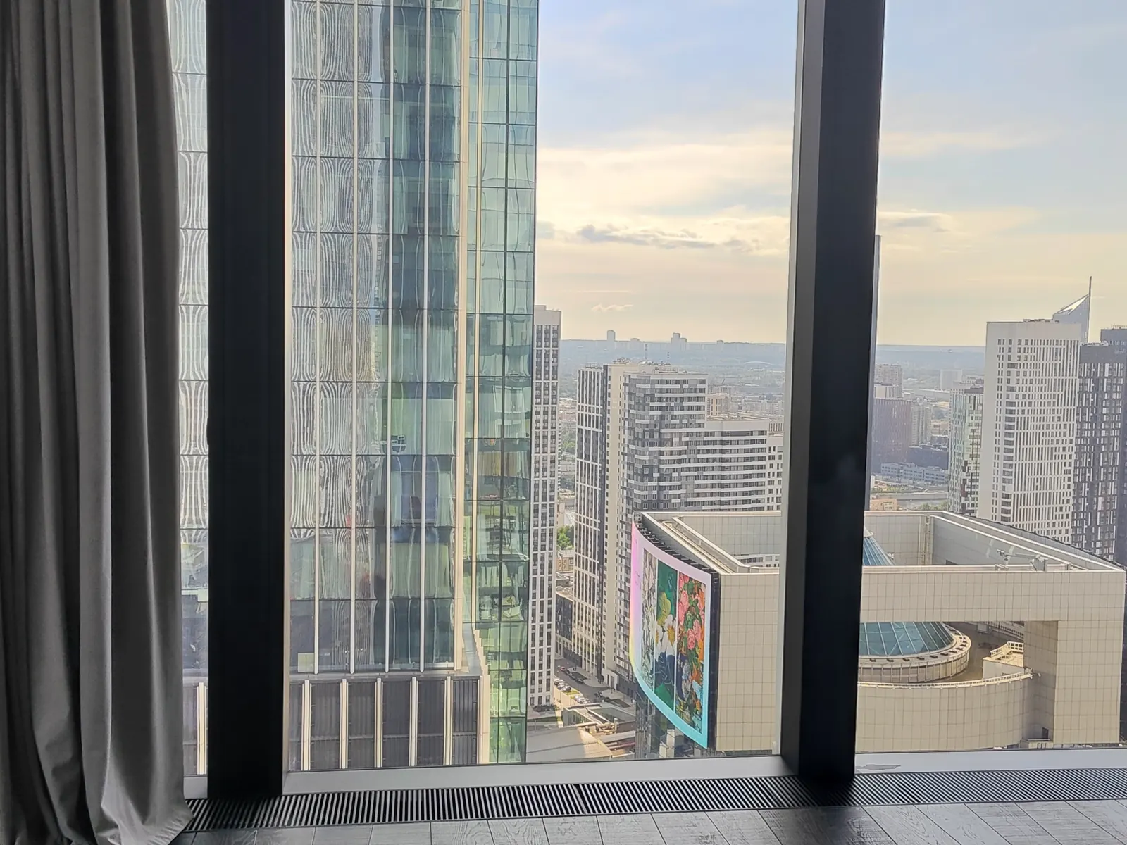 1-комнатная квартира 77,3 м² в ЖК «NEVA TOWERS»