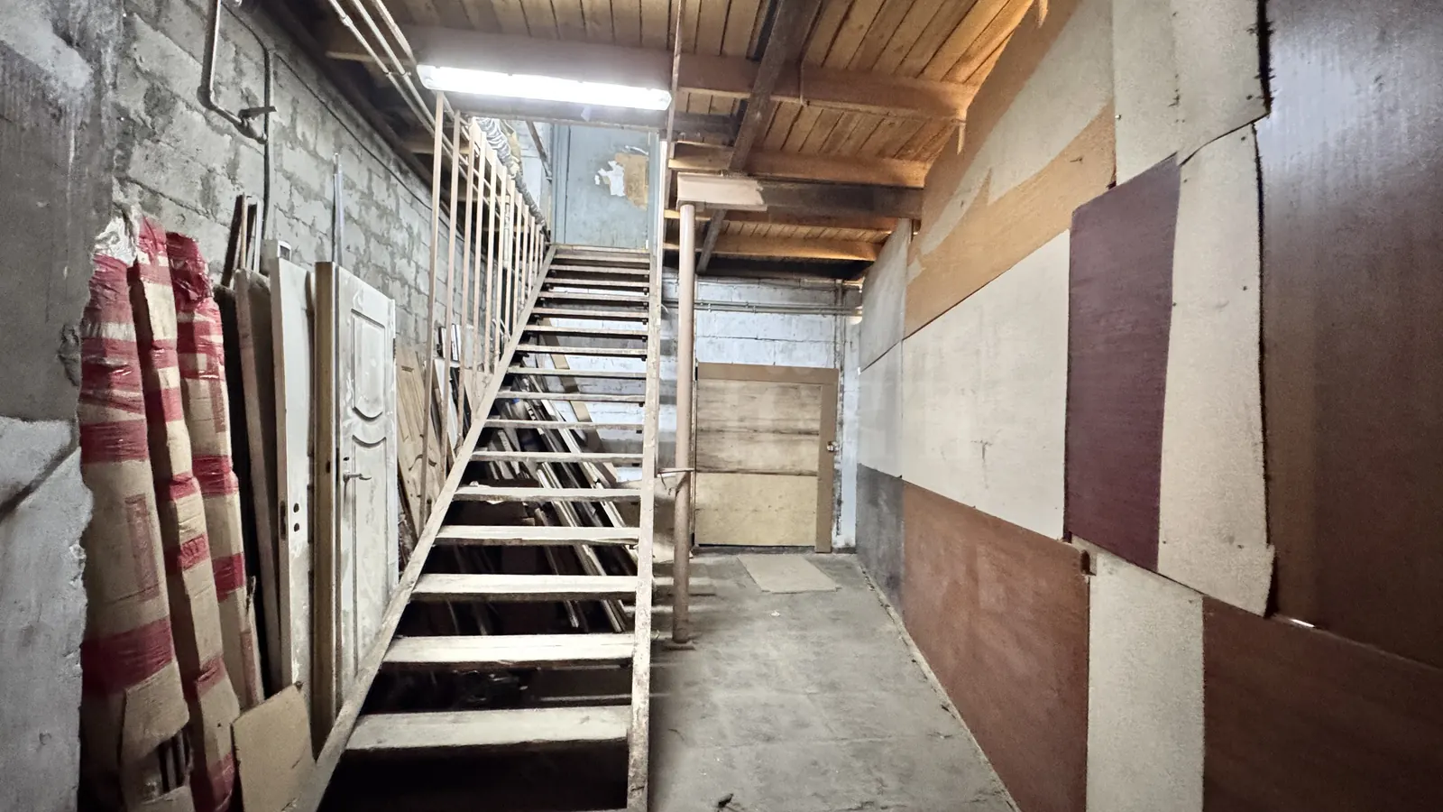 Коммерческое помещение 1 500 м² в районе Москва