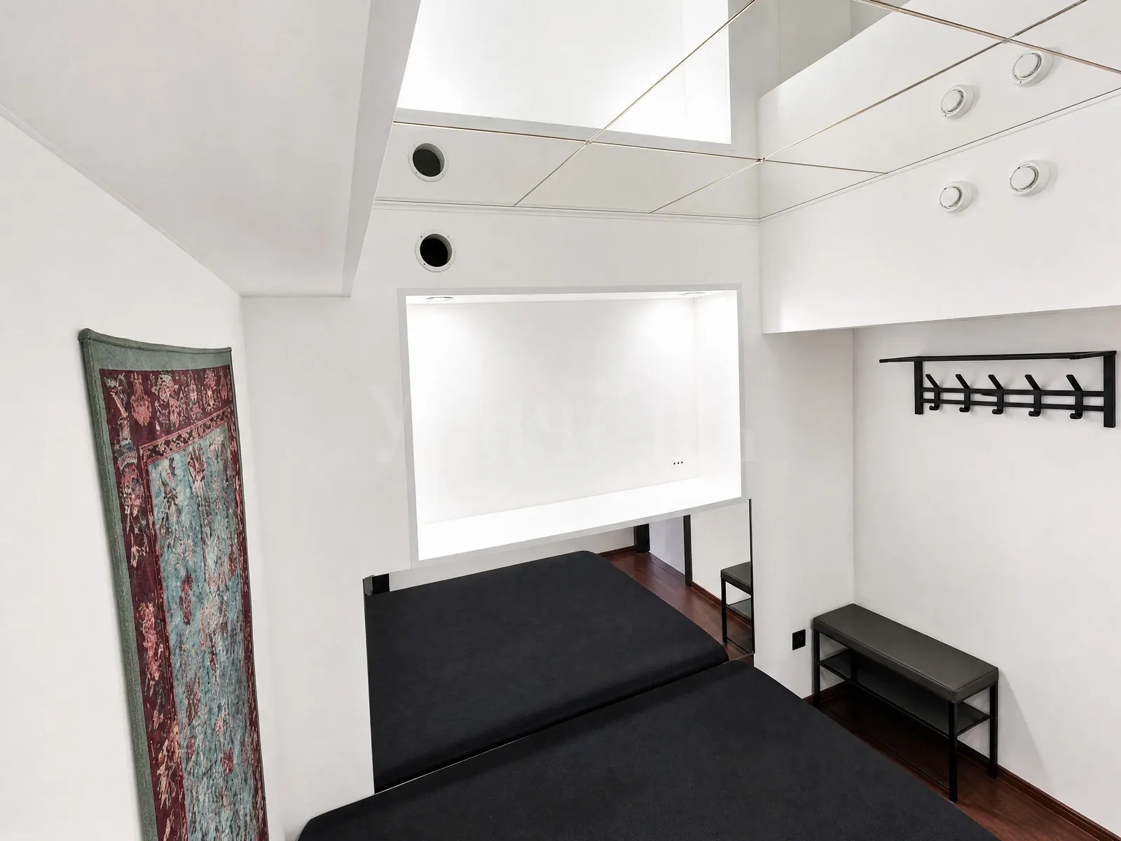 Коммерческое помещение 328 м²