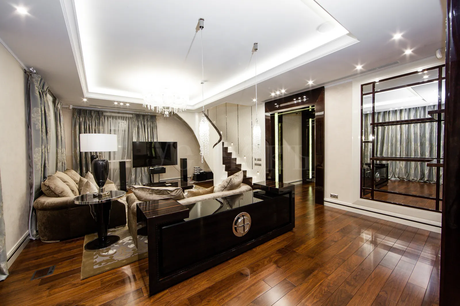 5-комнатная квартира 228,3 м² в ЖК «Континенталь»