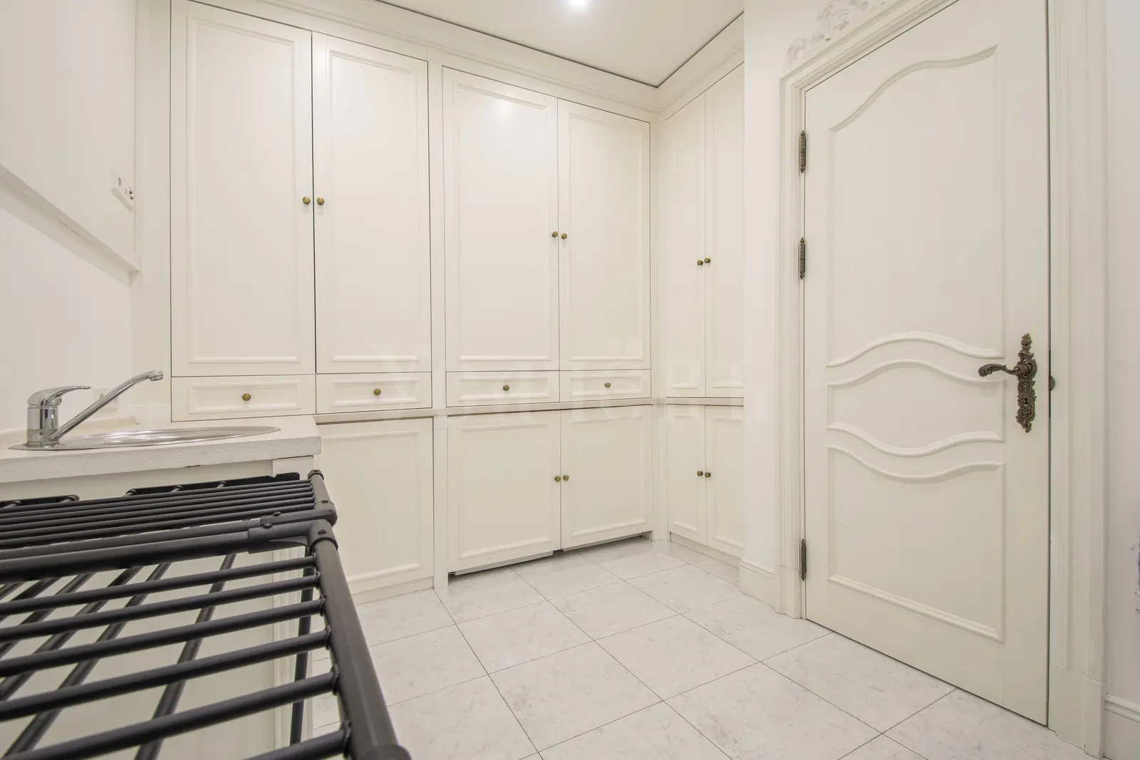 4-комнатная квартира 255,7 м² в ЖК «Остоженка Парк Палас»