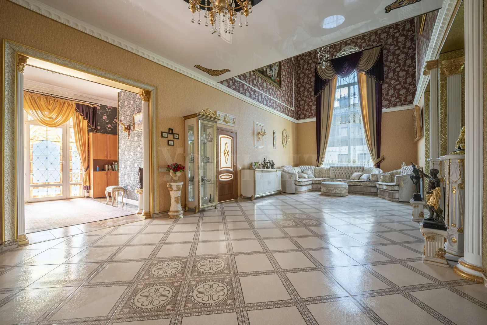 Загородный дом 429 м²
