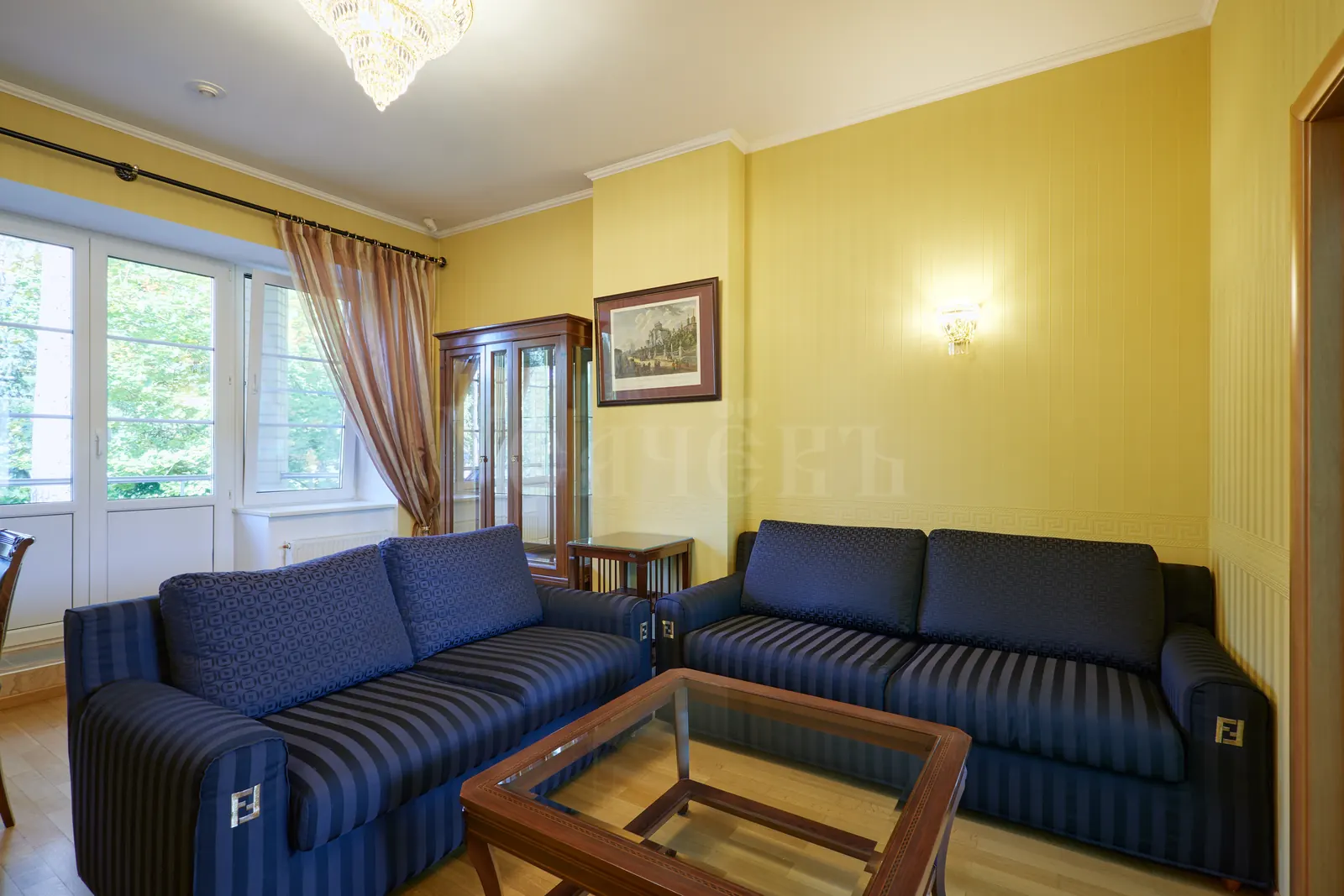 Загородный дом 450 м²
